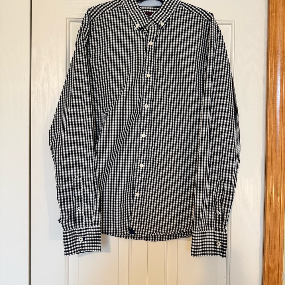 UNTUCKit Black and White Checkered Central‎ Otago Men's Shirt